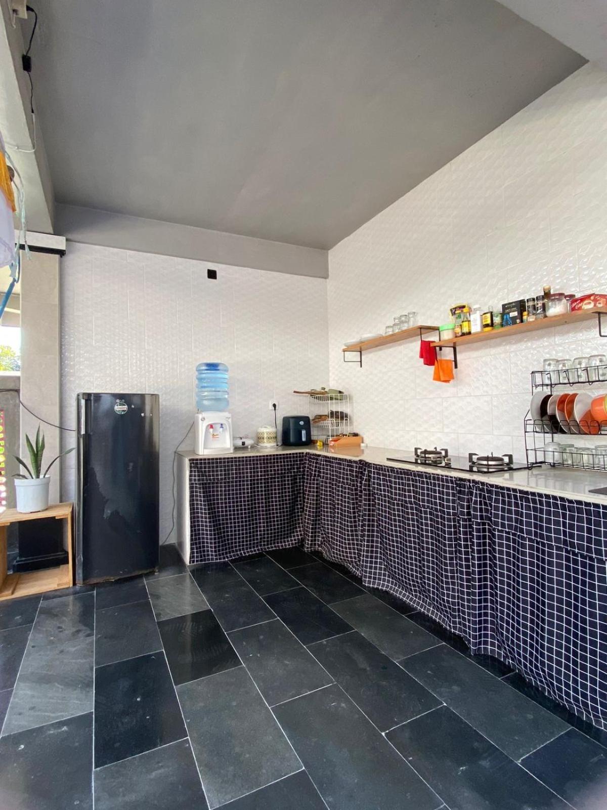 Tyana Private Room In Batu Bolong 26 Canggu Εξωτερικό φωτογραφία
